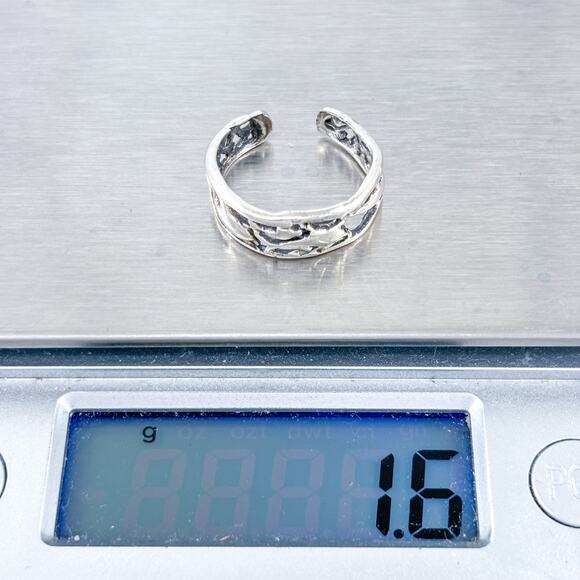 Vintage Shube Sterling Silver 925 Dolphin Cutout Open-Back Toe Ring Size 4 - Picture 10 of 10